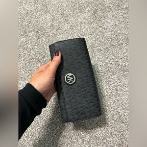 Black Michael Kors logo wallet